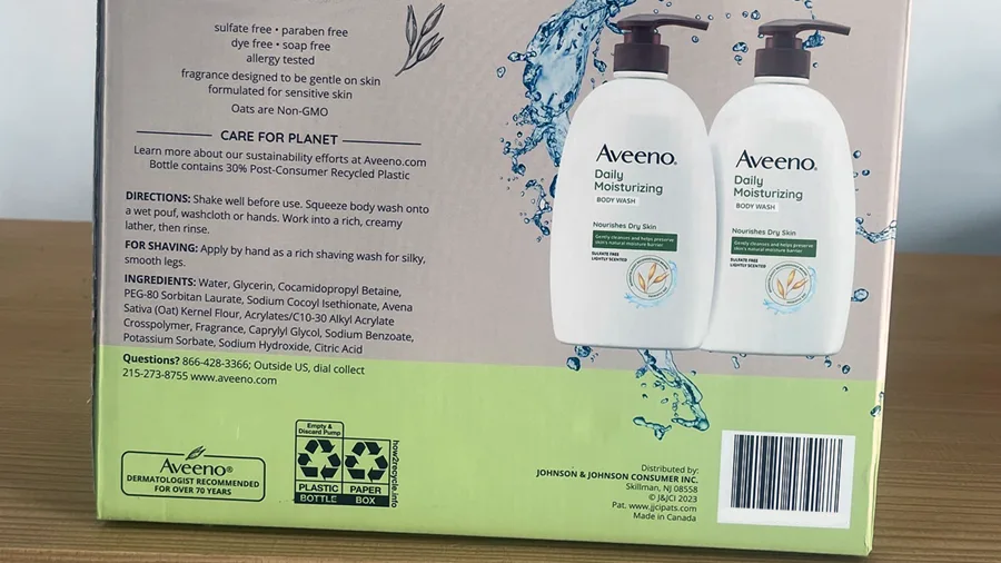 aveeno daily moisturizing body wash packaging and ingredients list
