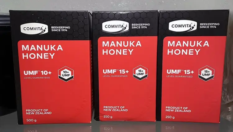 packaging of comvita manuka honey