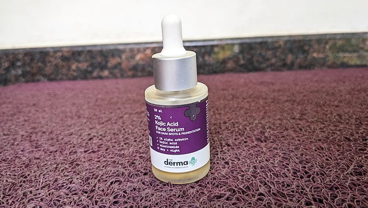 the derma co. kojic acid face serum