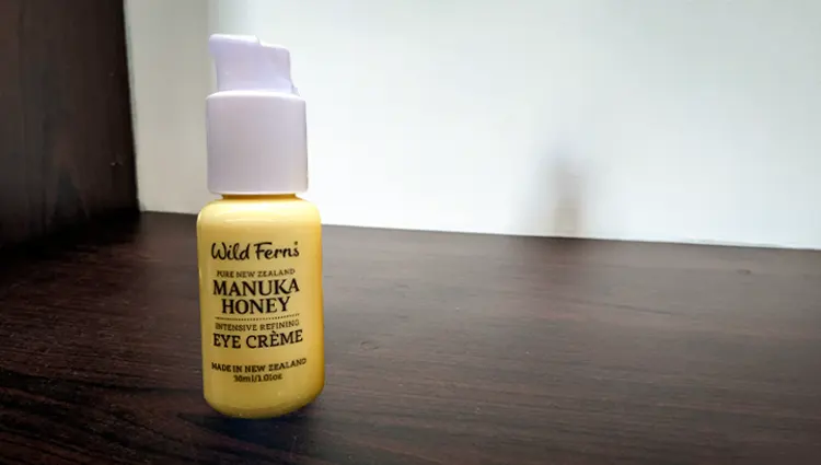 wild ferns manuka honey intensive refining eye cream